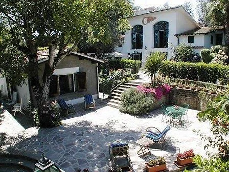 Hotel Clementina 4*