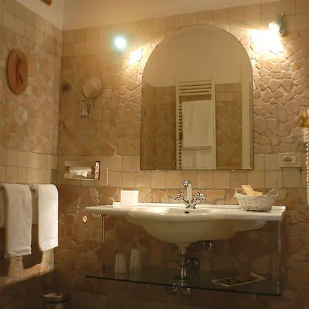 Clementina Hotel 4*
